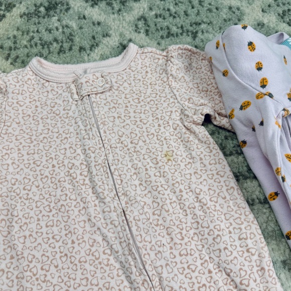 3-6 months carter's footie bundles - Picture 2 of 2